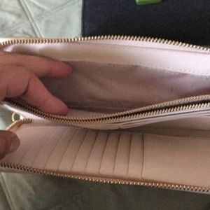 Tory Burch Bags - Tory burch wallet Tory Burch Bags - Tory burch wallet